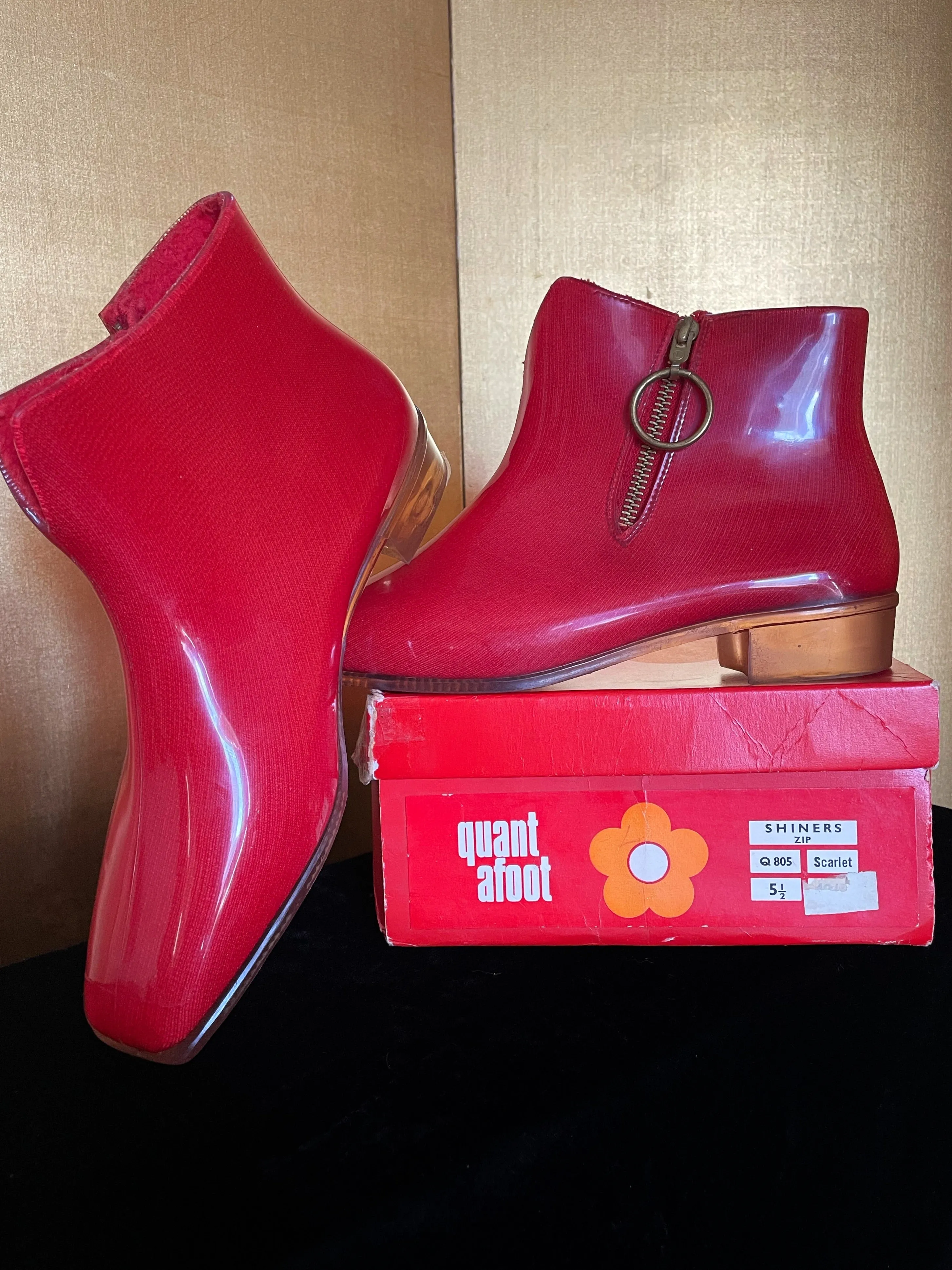 1967 MARY QUANT, QUANTAFOOT SPACE BOOTS WITH BOX.
