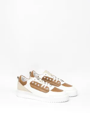 Cache Sneaker