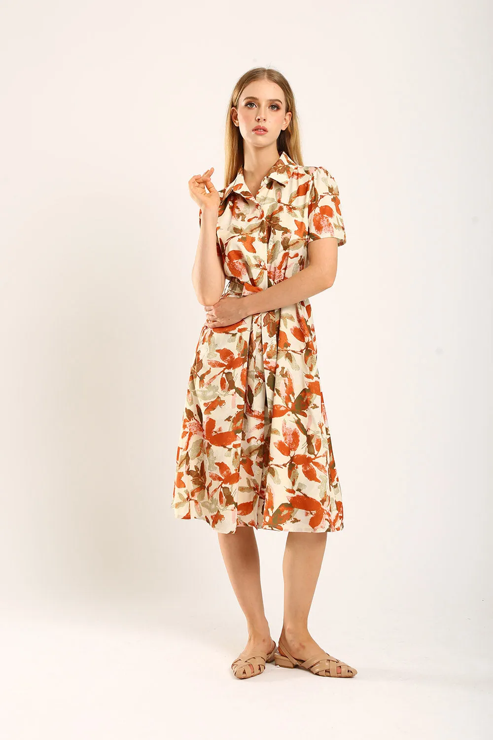 Carter Midi Dress in Brown Floral