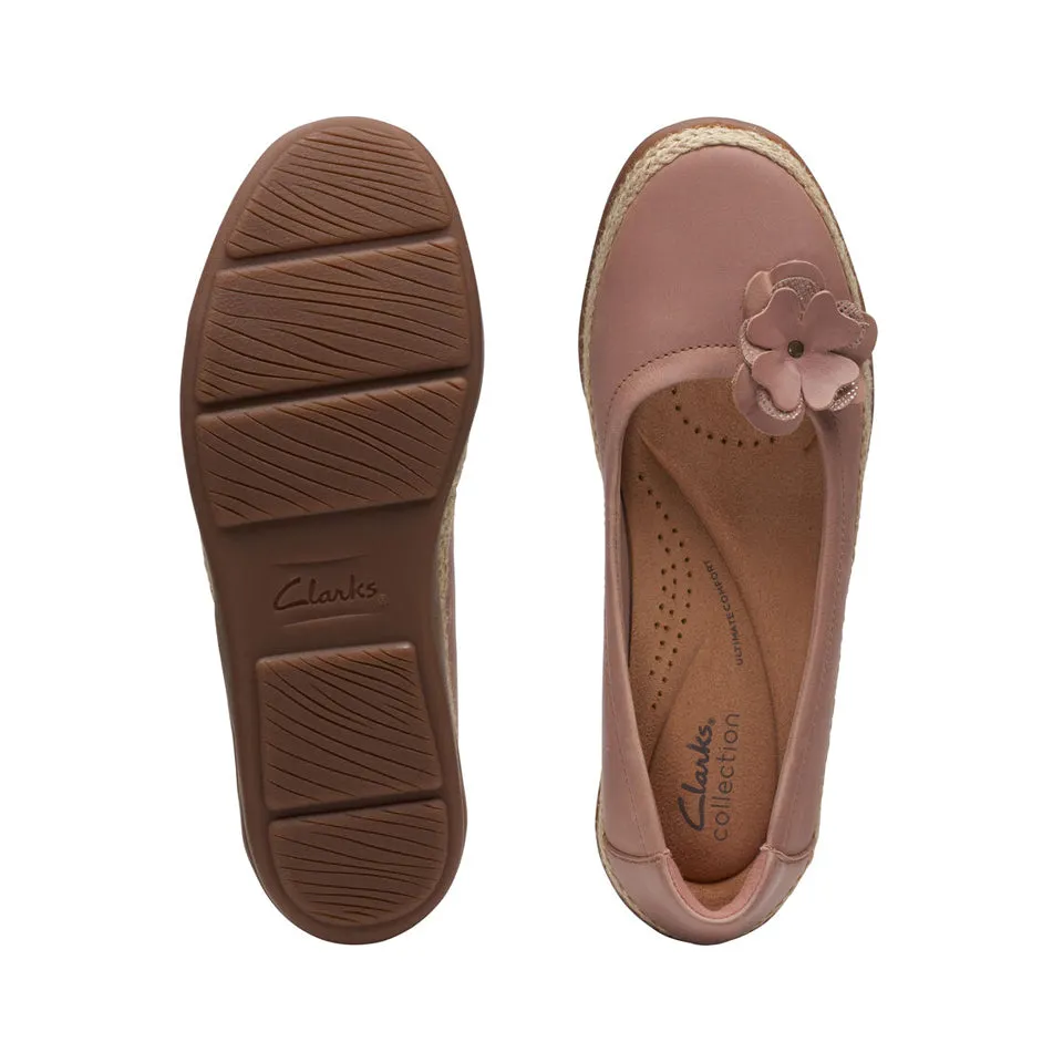 Clarks Women's Elaina Jade Pewter | Warm Beige Leather