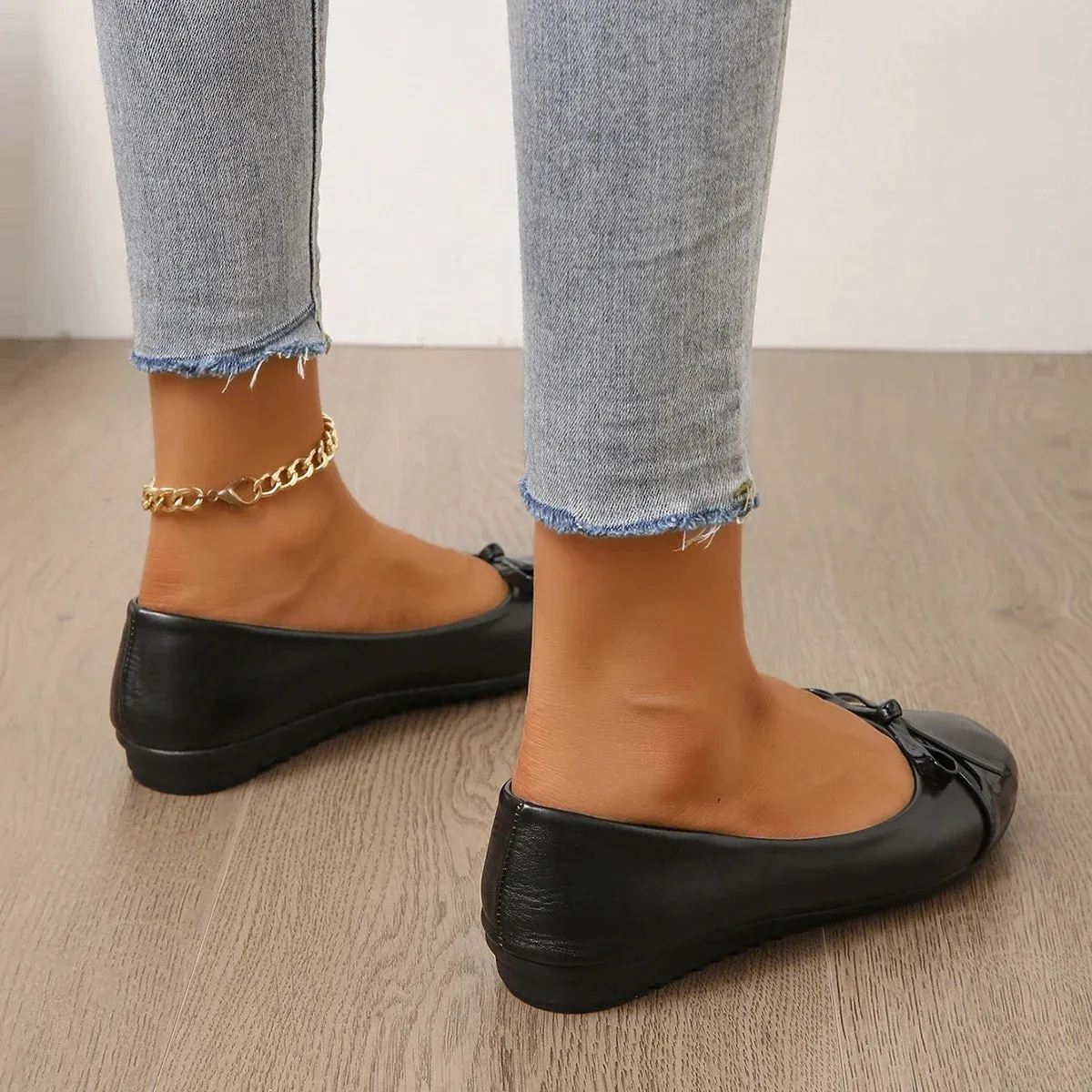Elegant Bow Design Women's Flats - Casual Comfort