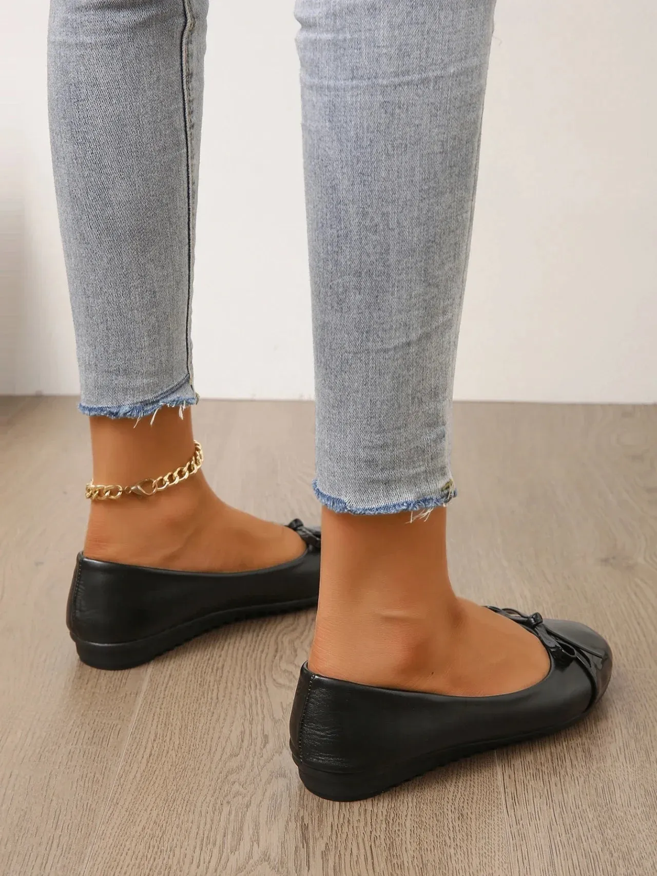 Elegant Bow Design Women's Flats - Casual Comfort