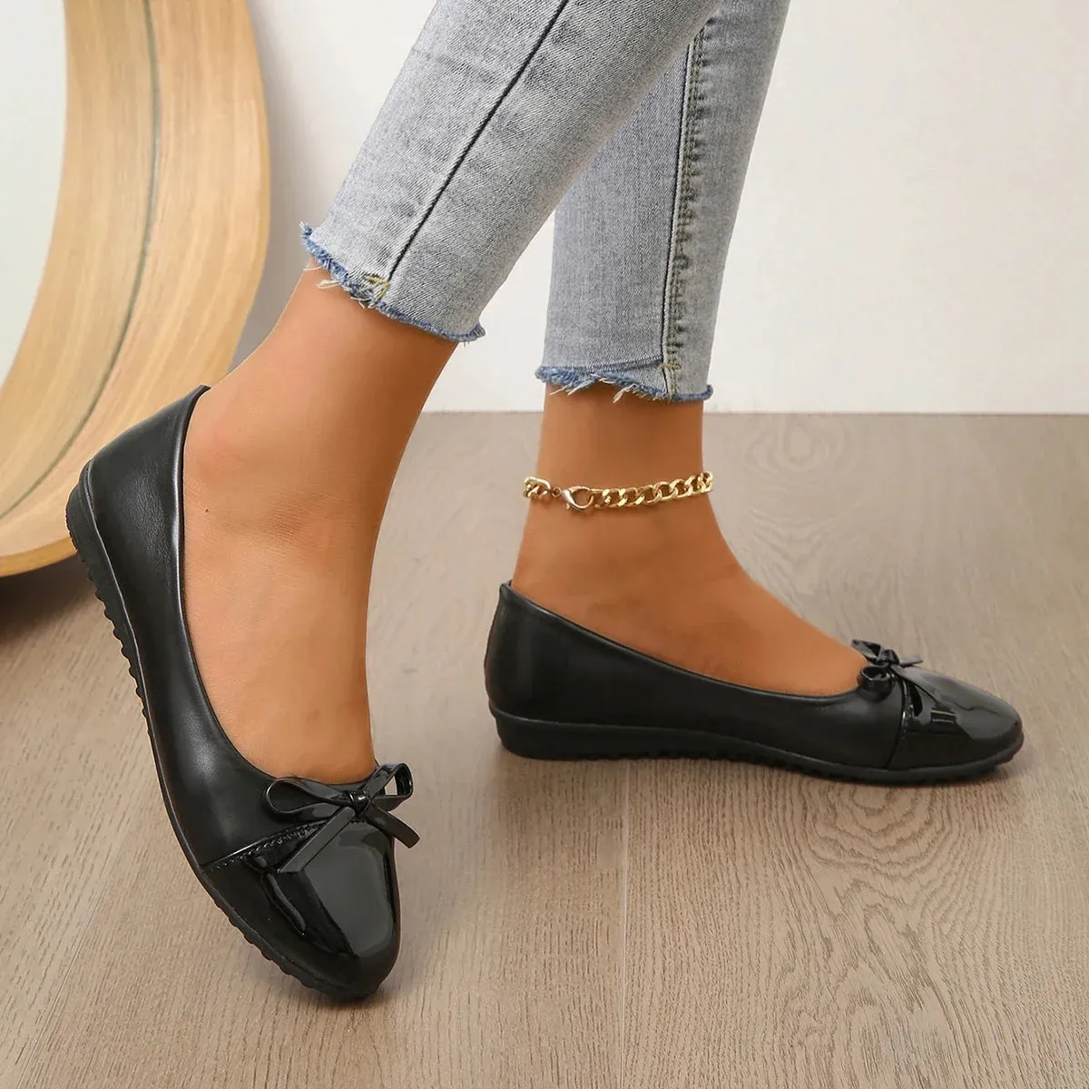 Elegant Bow Design Women's Flats - Casual Comfort