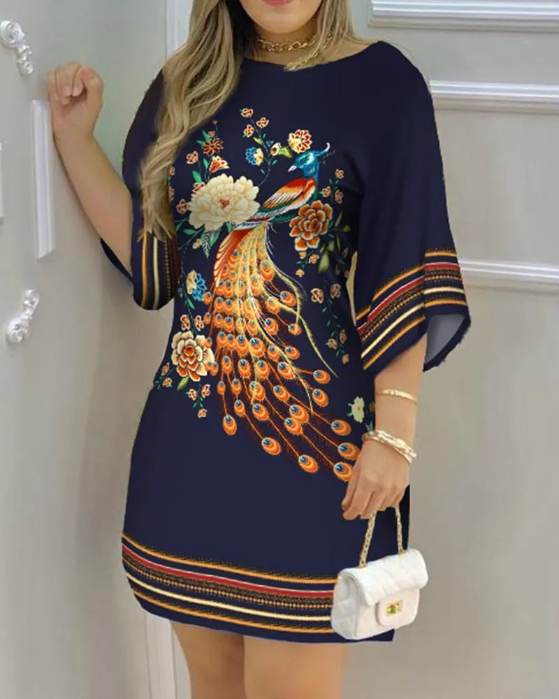 Elegant Peacock Print Loose-Fit Dress with Half Sleeves