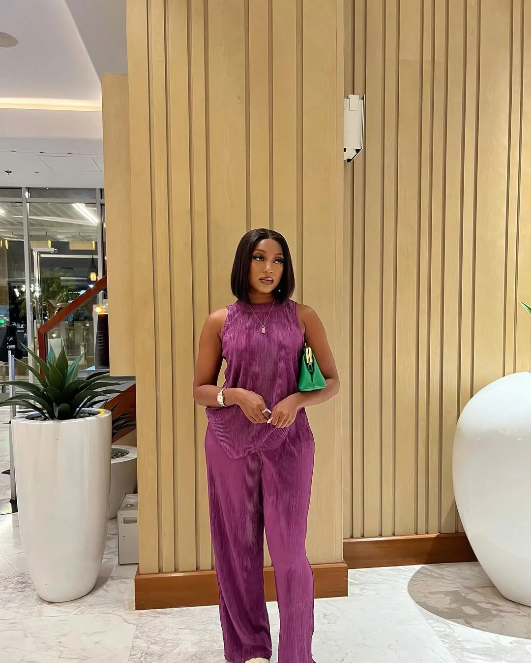 Elegant Sleeveless Asymmetrical Top and Wide-Leg Trousers Two-Piece Set for Effortless Chic