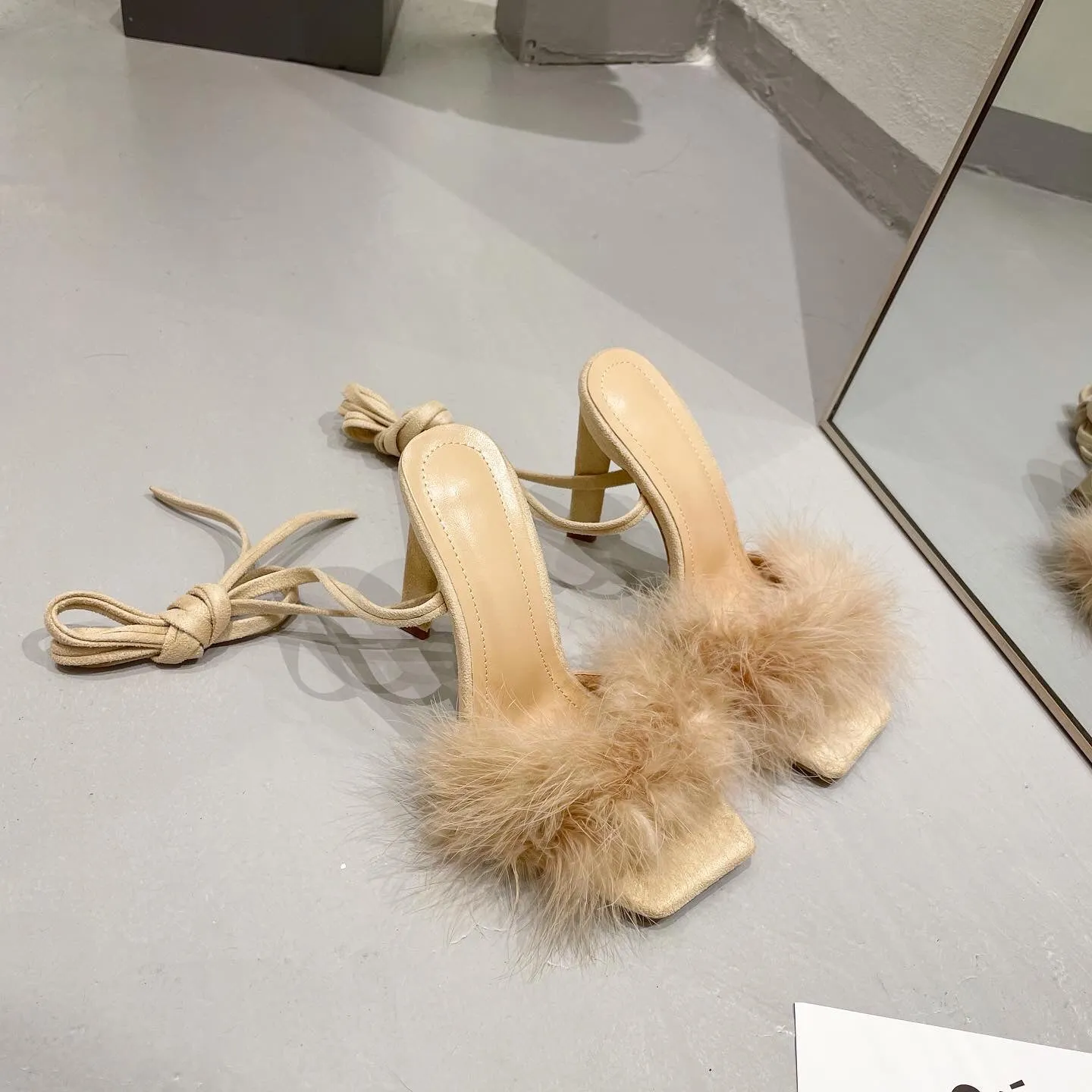 Feather Roman strap ultra-high Heels Sandals