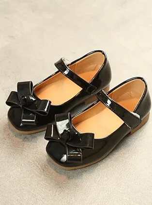 Girls Patent Synthetic Leather Bow Tie Mary Jane Flats (3  Color Options) By Liv and Mia