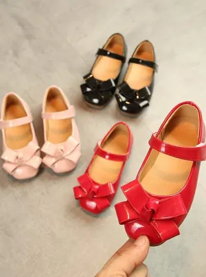 Girls Patent Synthetic Leather Bow Tie Mary Jane Flats (3  Color Options) By Liv and Mia