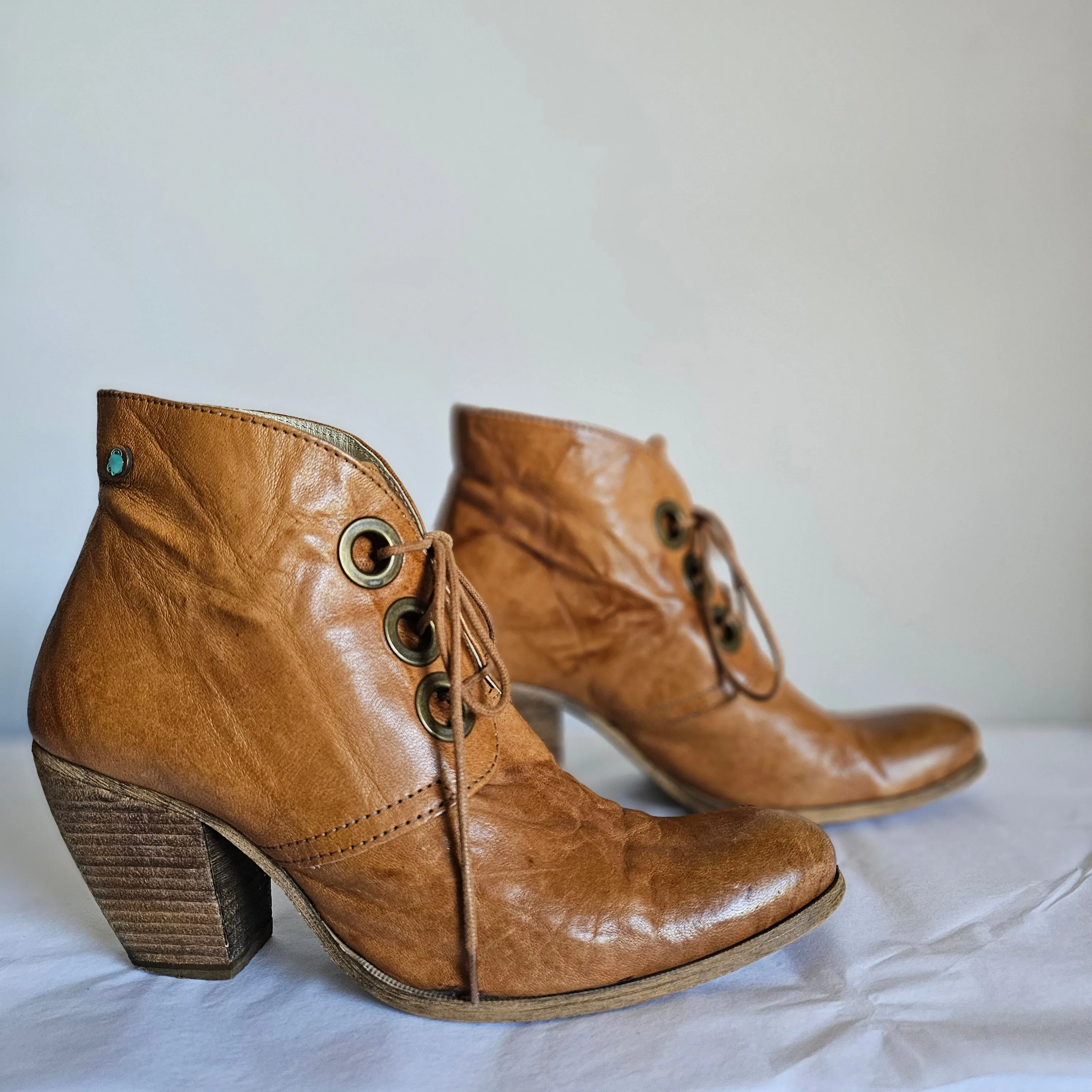 Grotesque x Piedegi International “Princess” Leather Ankle Boots – Preloved soze 40