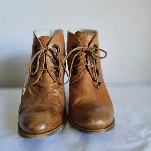 Grotesque x Piedegi International “Princess” Leather Ankle Boots – Preloved soze 40