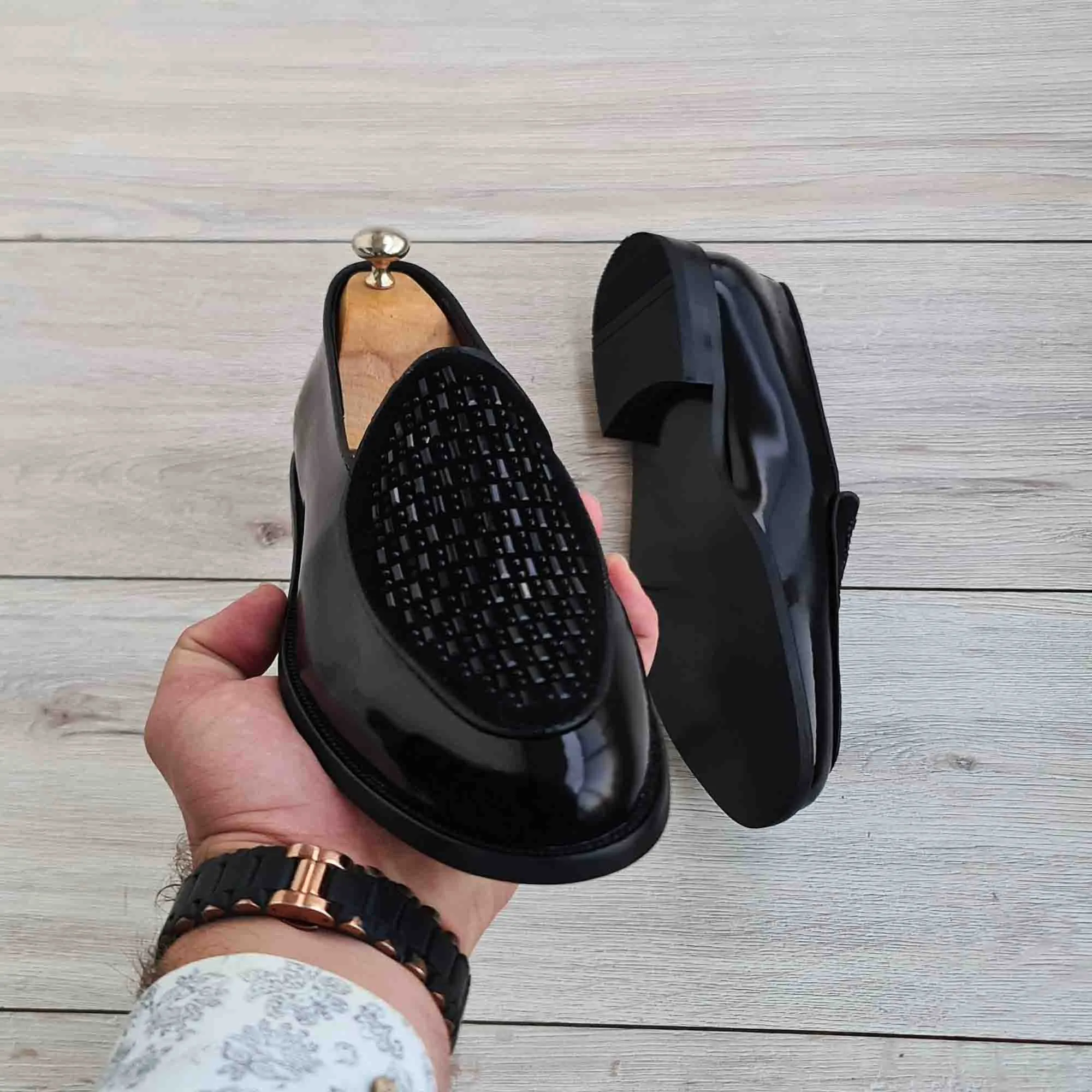 Leather Men's Loafer with Stone Details