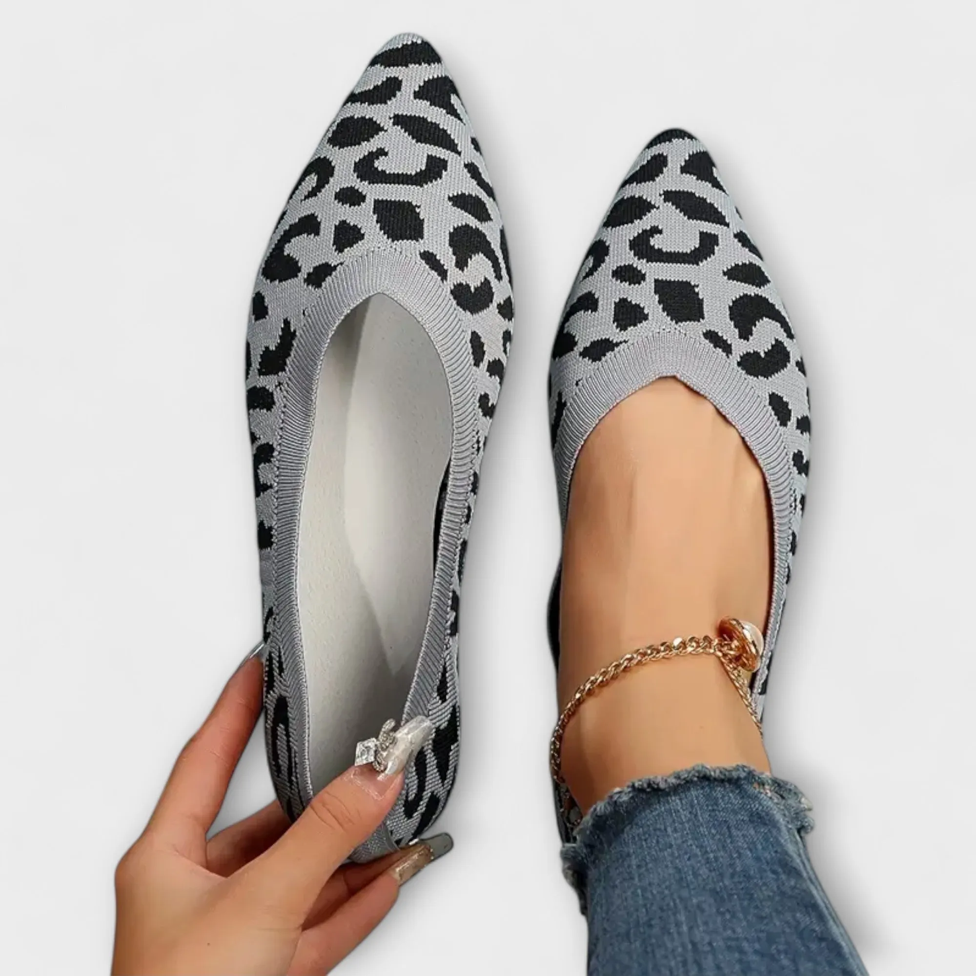 Leopard print lace flats