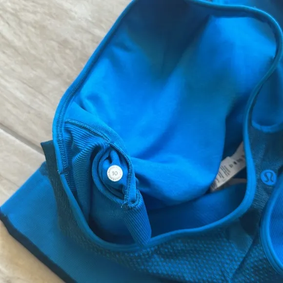 Lululemon Seamless Mesh Supportive Training Tank TopPoolside