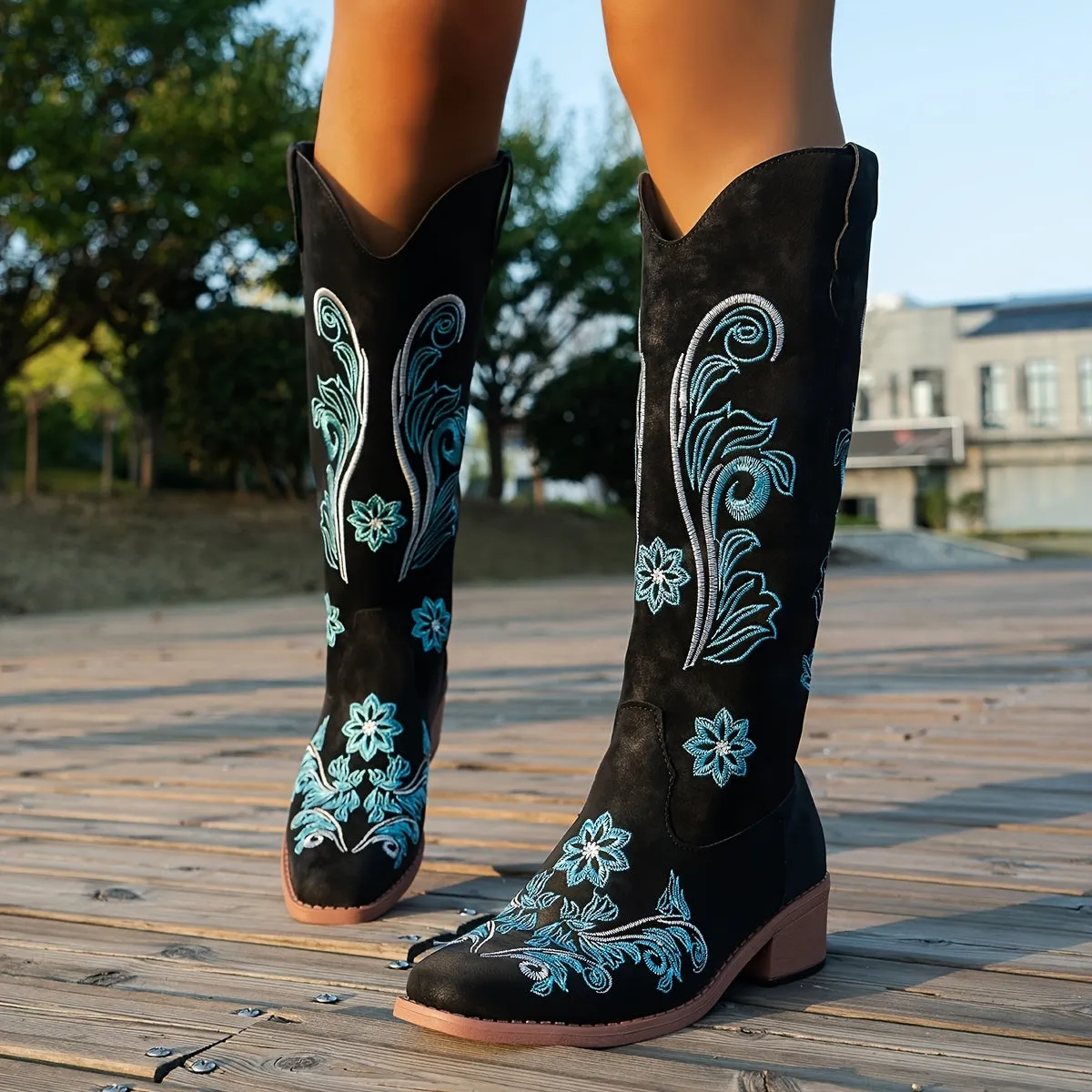 Mia | Elegant Cowboy Boots