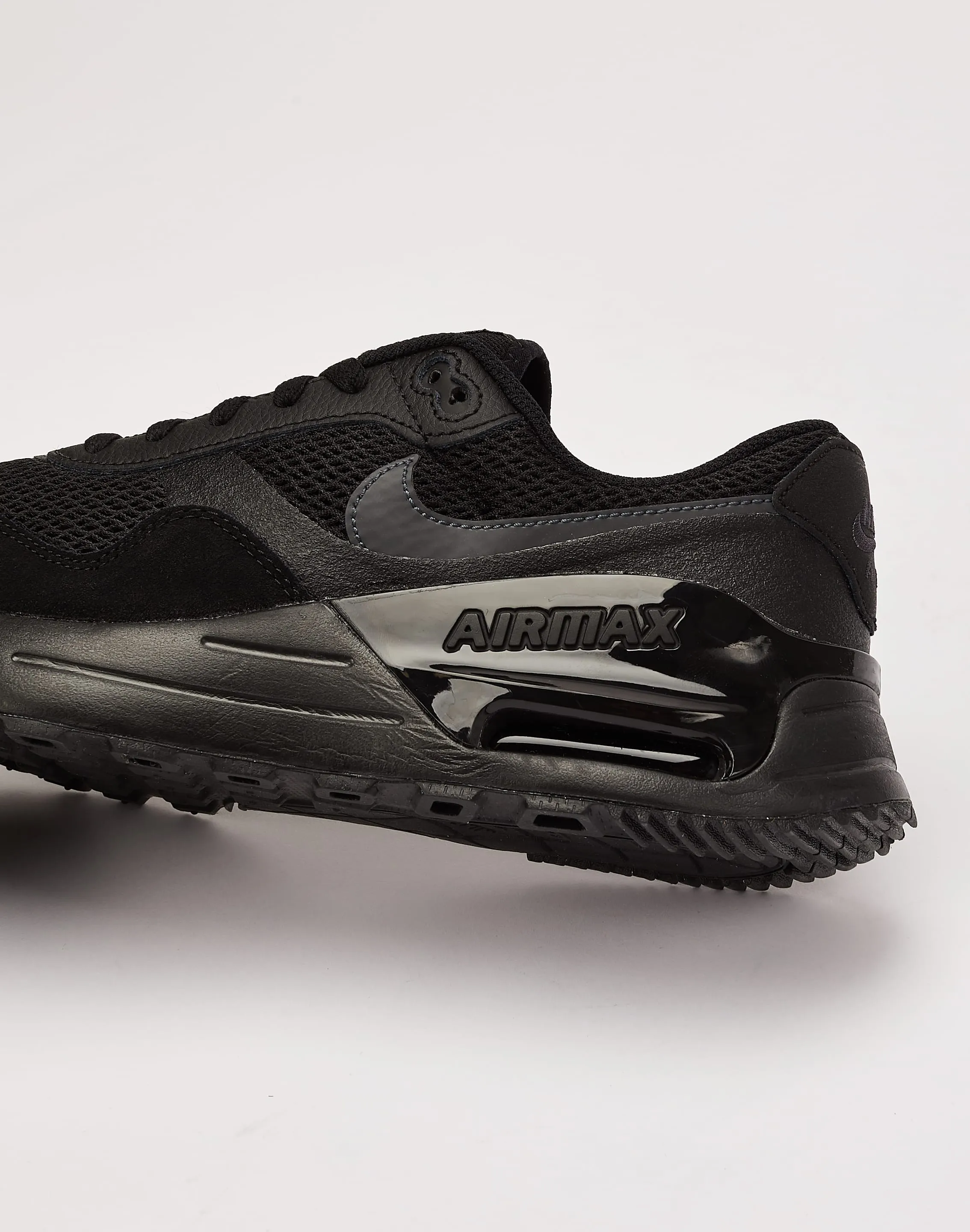 Nike Air Max SYSTM