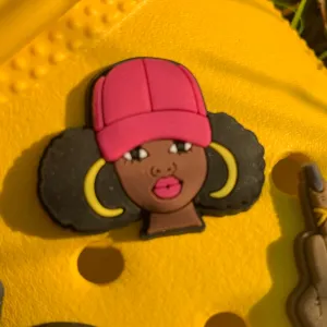 SHOE CHARMS - PINK CAP BEAUTY