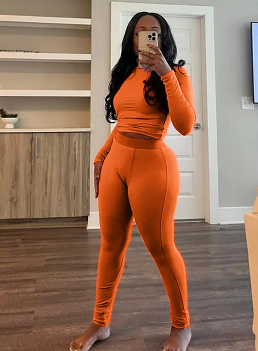 Sleek Ribbed Elastic Yoga Set for Active and Stylish Comfort