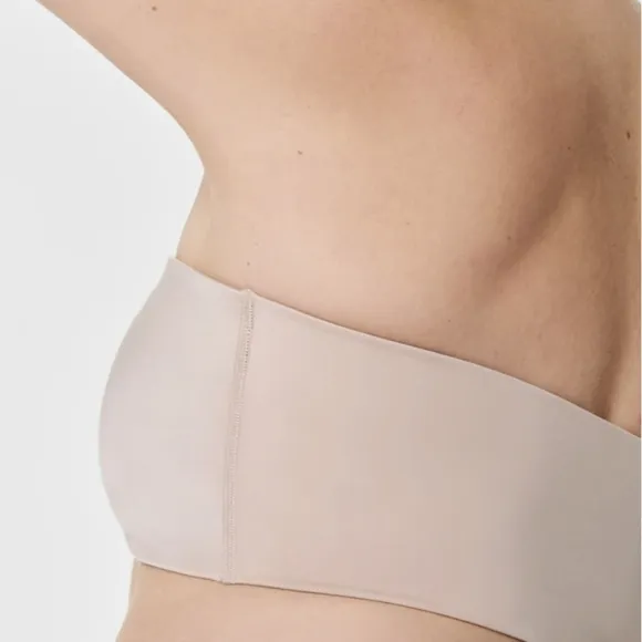 SPANX Pull-On Smoothing Bandeau Bra