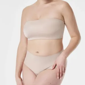 SPANX Pull-On Smoothing Bandeau Bra