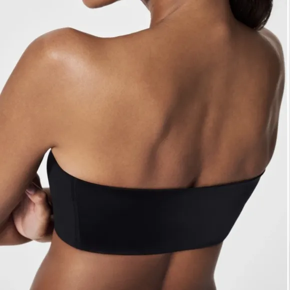 SPANX Pull-On Smoothing Bandeau Bra