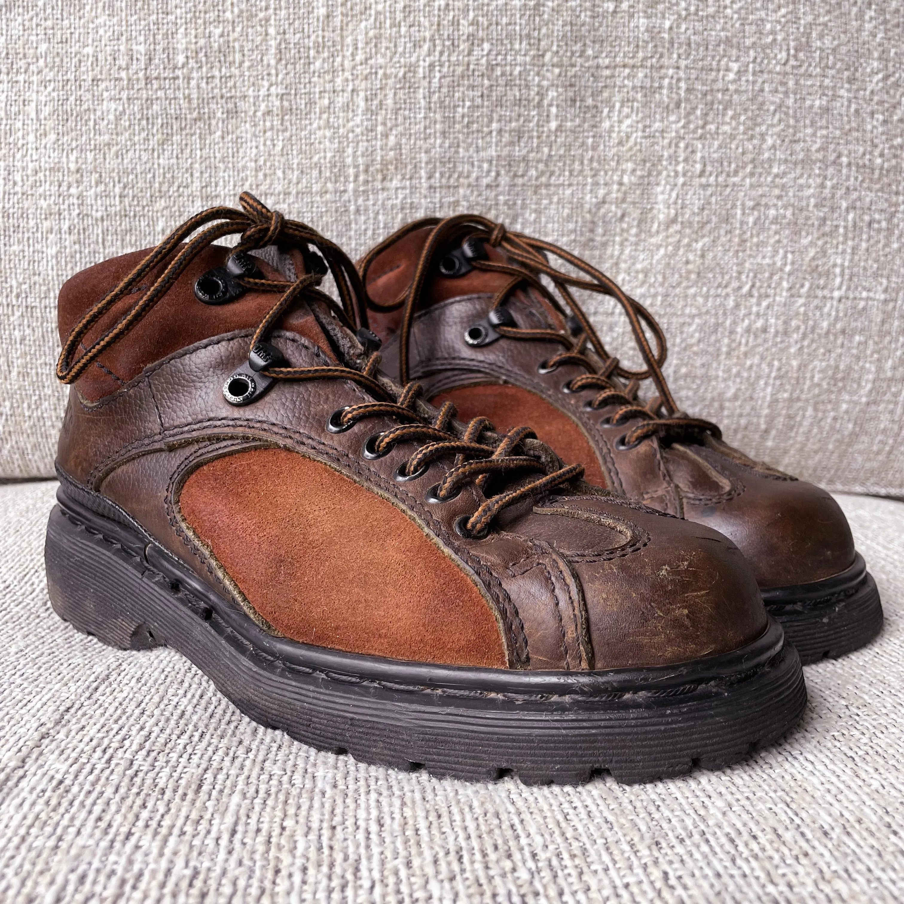 Vintage 9245 Boots