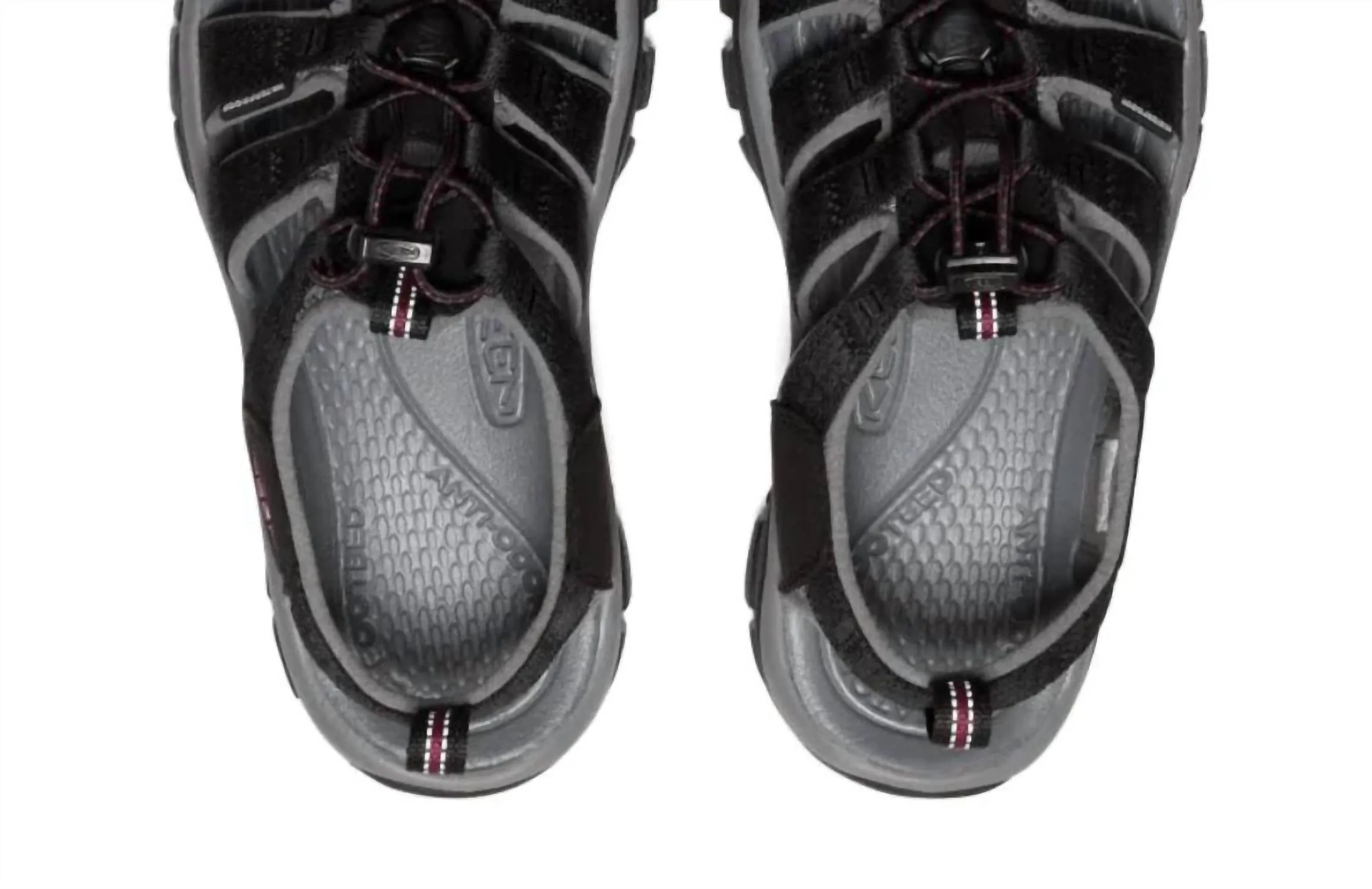 Women's Newport H2 Sandal In Black/raspberry Wine